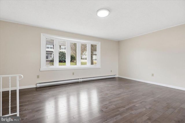 523 W LAUREL ST, Frackville, PA 17931