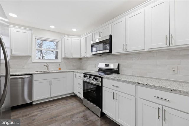 523 W LAUREL ST, Frackville, PA 17931