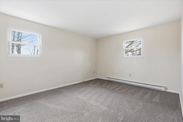 523 W LAUREL ST, Frackville, PA 17931