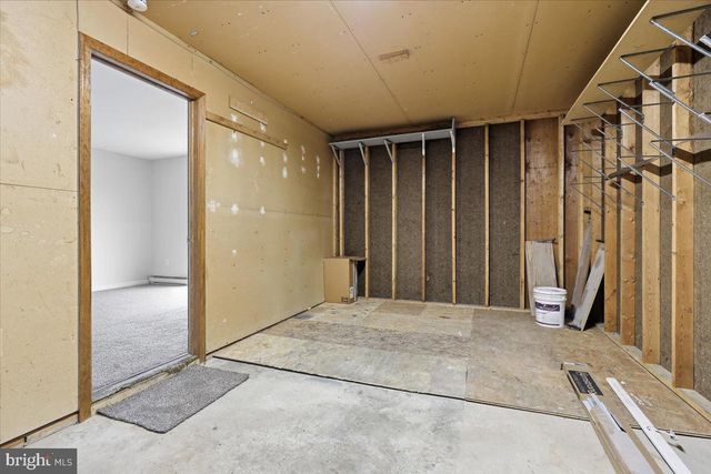 523 W LAUREL ST, Frackville, PA 17931