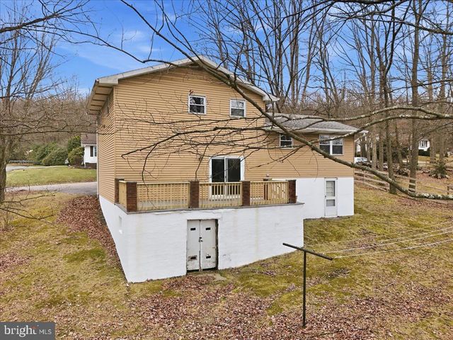 523 W LAUREL ST, Frackville, PA 17931