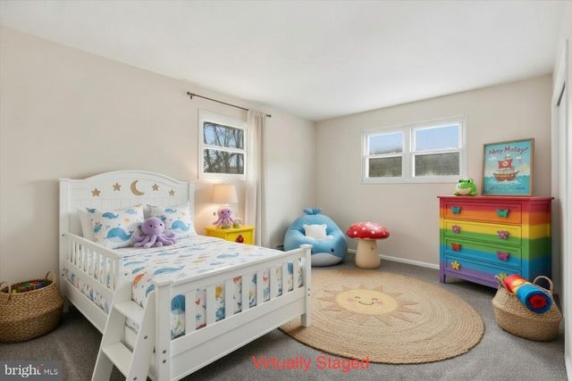 523 W LAUREL ST, Frackville, PA 17931