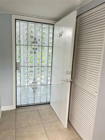 877 NE 195th Street 320, Miami, FL 33179