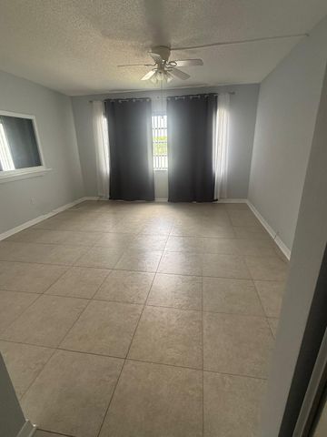 877 NE 195th Street 320, Miami, FL 33179
