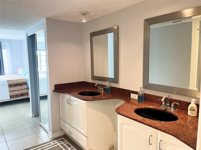 877 NE 195th Street 320, Miami, FL 33179