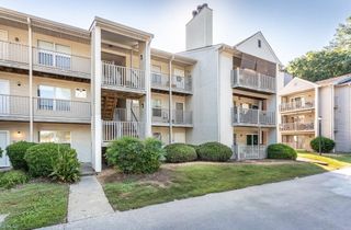 564 Candle Ln Apt 302, Newport News, VA 23608