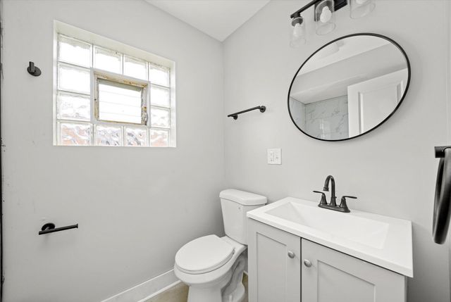 233 32nd Avenue, Bellwood, IL 60104