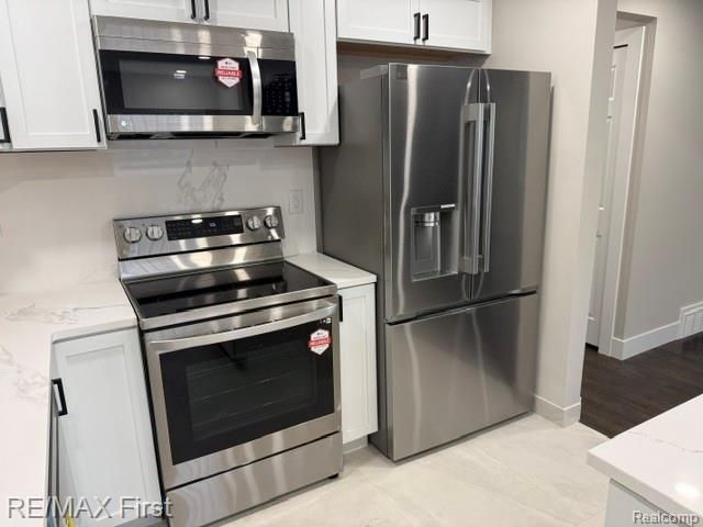 32565 Warner Drive, Warren, MI 48092