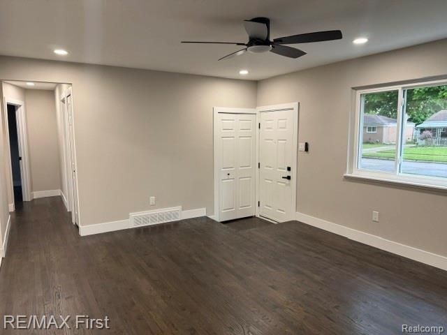 32565 Warner Drive, Warren, MI 48092