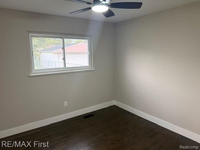 32565 Warner Drive, Warren, MI 48092