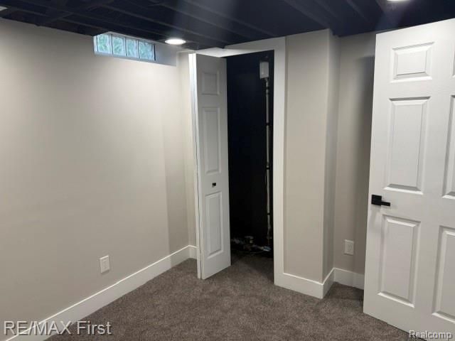 32565 Warner Drive, Warren, MI 48092