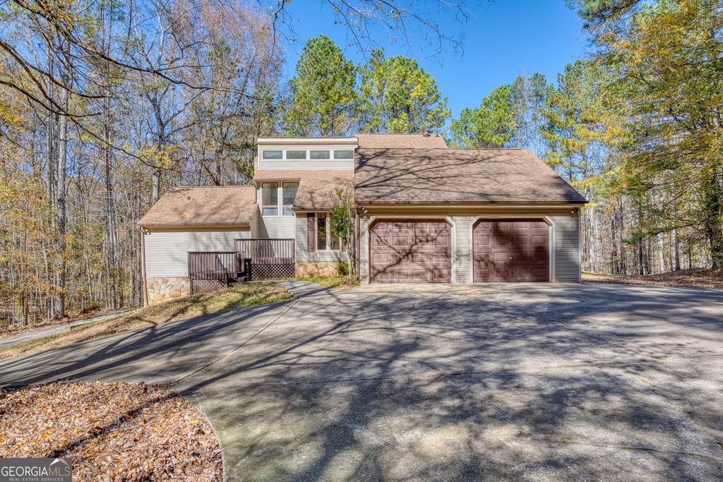 370 Darren Drive, Fayetteville, GA 30215