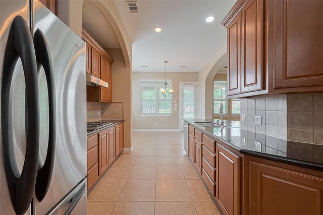 18890 Serene Water Drive, Montgomery, TX 77356