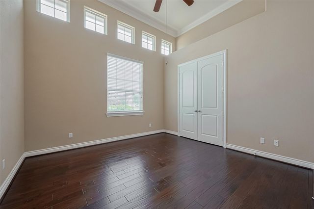 18890 Serene Water Drive, Montgomery, TX 77356