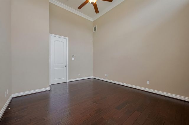 18890 Serene Water Drive, Montgomery, TX 77356