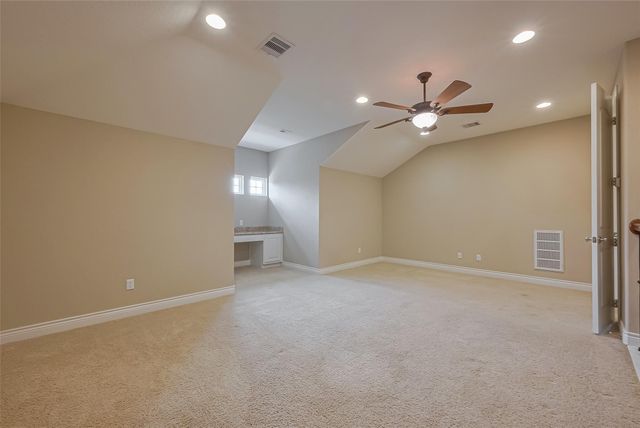 18890 Serene Water Drive, Montgomery, TX 77356