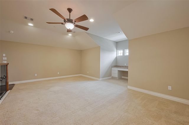 18890 Serene Water Drive, Montgomery, TX 77356