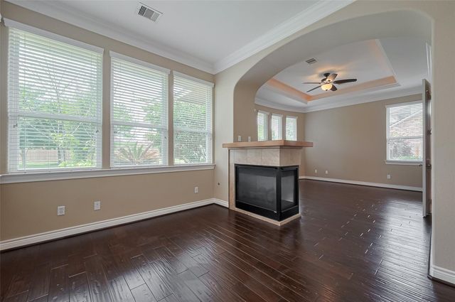 18890 Serene Water Drive, Montgomery, TX 77356