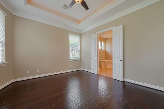 18890 Serene Water Drive, Montgomery, TX 77356