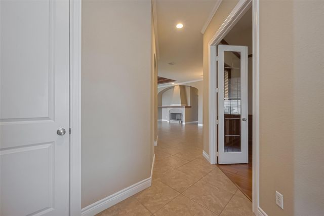 18890 Serene Water Drive, Montgomery, TX 77356