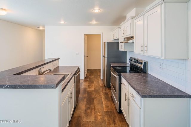 5601 W MISSOURI Avenue 157, Glendale, AZ 85301