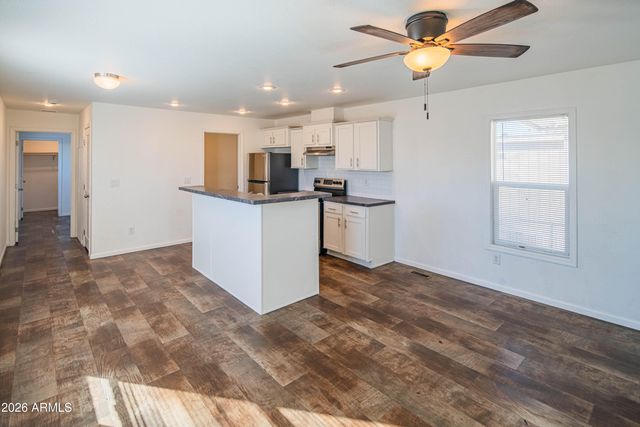 5601 W MISSOURI Avenue 157, Glendale, AZ 85301