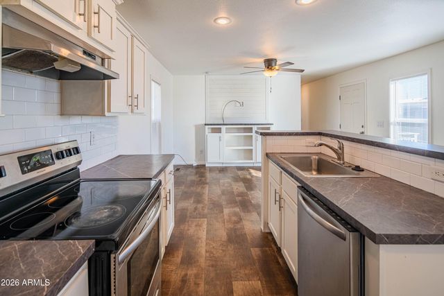 5601 W MISSOURI Avenue 157, Glendale, AZ 85301