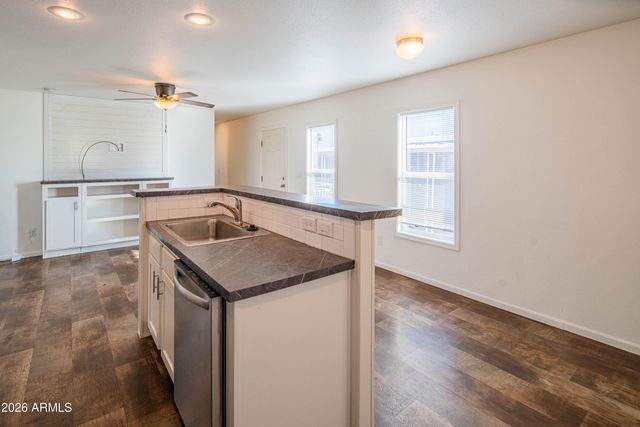 5601 W MISSOURI Avenue 157, Glendale, AZ 85301