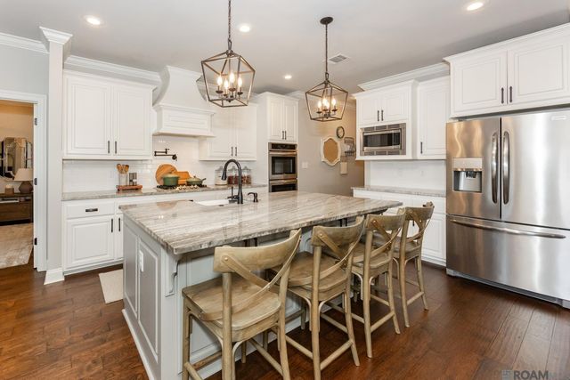 16122 Redstone Dr, Pride, LA 70770