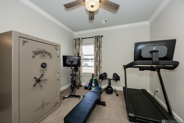 16122 Redstone Dr, Pride, LA 70770