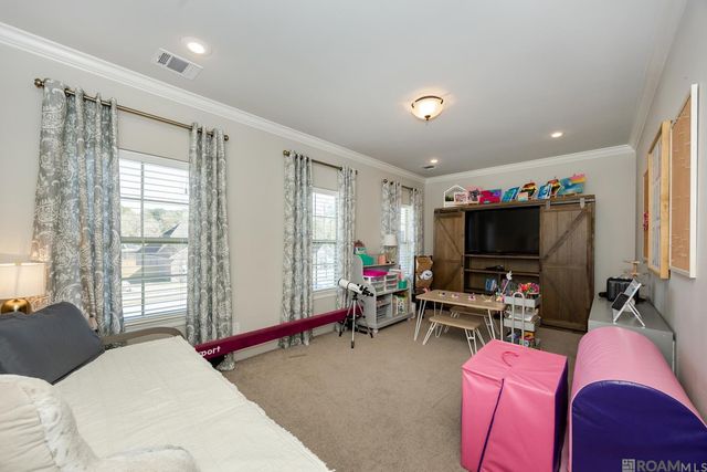 16122 Redstone Dr, Pride, LA 70770