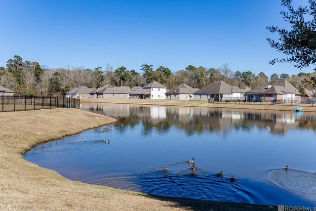 16122 Redstone Dr, Pride, LA 70770