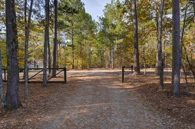 1228 Scooter Bridge Road, Batesburg, SC 29006