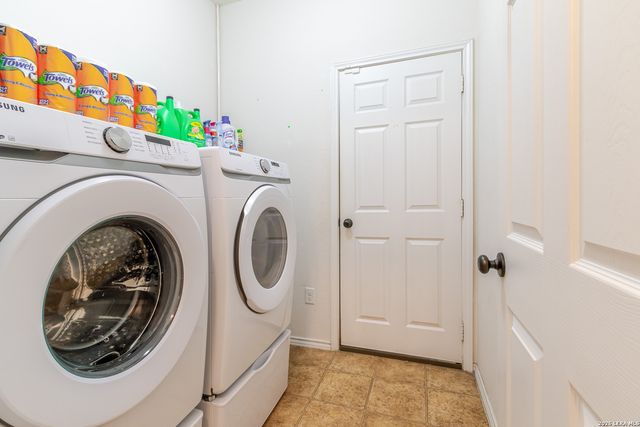 24214 Hazel Alder, San Antonio, TX 78261
