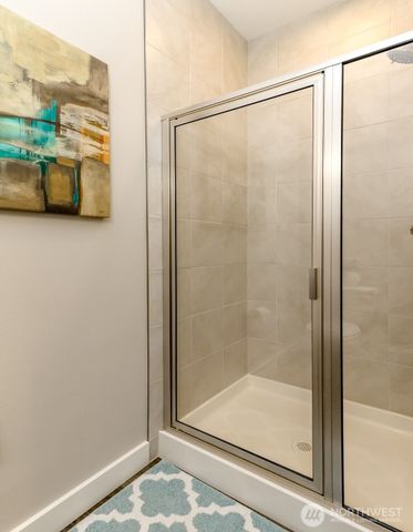 12517 176th Street E, Puyallup, WA 98374