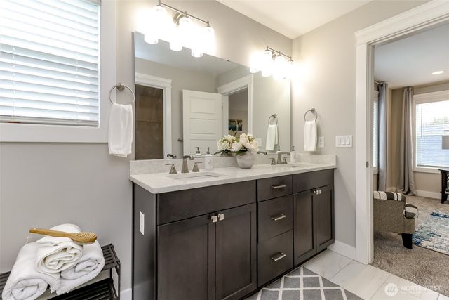 12517 176th Street E, Puyallup, WA 98374