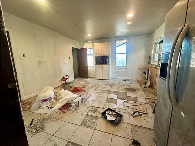 201 Clover Street, Arlington, PA 15210