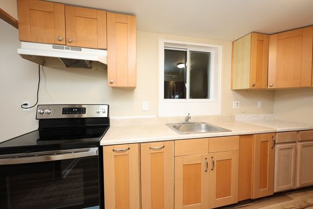 83 South Main 83, Randolph, MA 02368