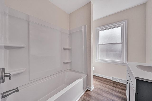 736 Ramada RD, Vinton, VA 24179