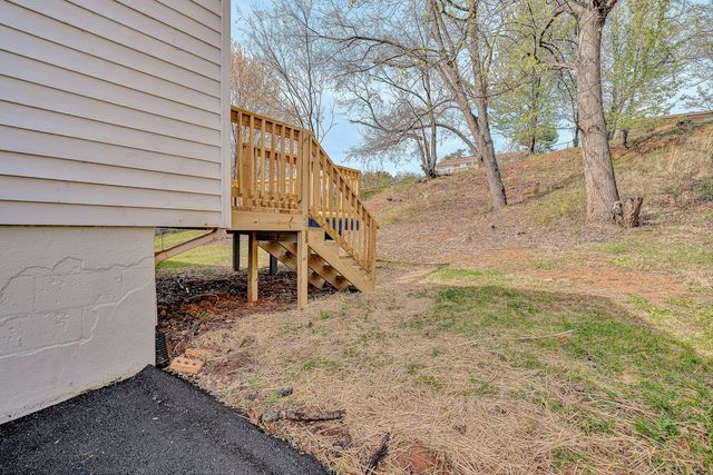 736 Ramada RD, Vinton, VA 24179