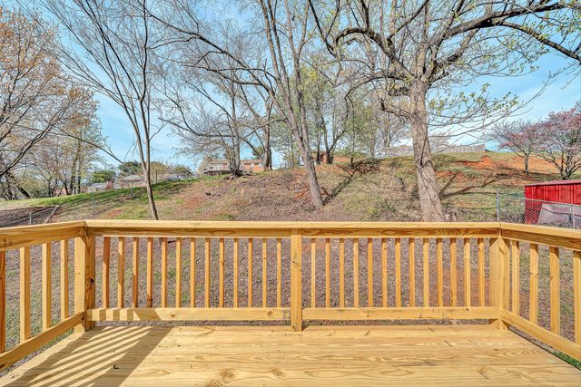 736 Ramada RD, Vinton, VA 24179