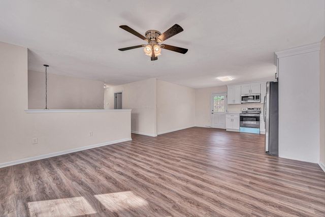 736 Ramada RD, Vinton, VA 24179