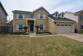 1018 Wentworth Drive, Pearland, TX 77584