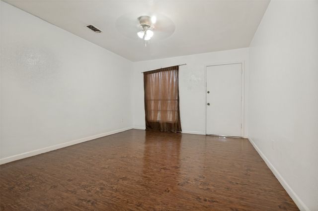 6706 La Grange Drive, Dallas, TX 75241
