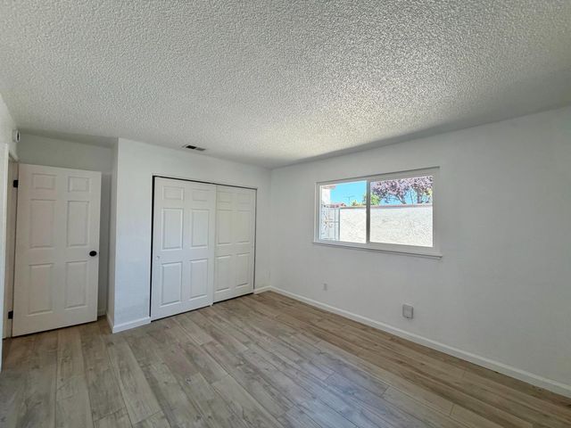 158 E Grant Line Rd, Tracy, CA 95376
