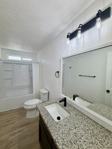 158 E Grant Line Rd, Tracy, CA 95376