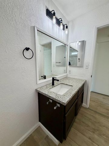 158 E Grant Line Rd, Tracy, CA 95376