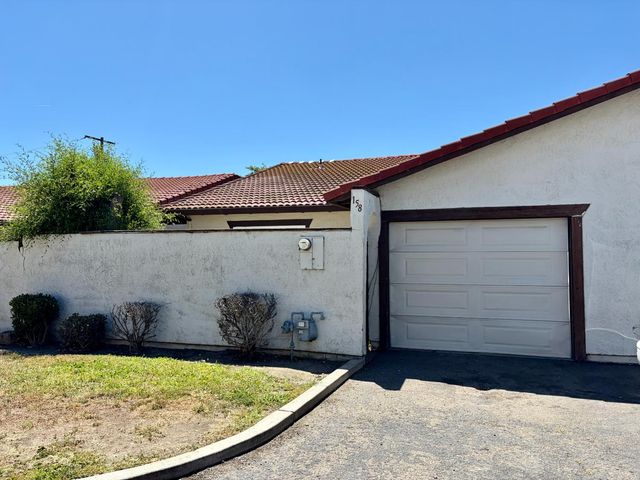 158 E Grant Line Rd, Tracy, CA 95376