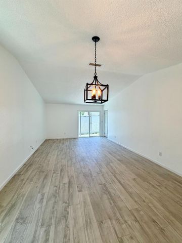 158 E Grant Line Rd, Tracy, CA 95376