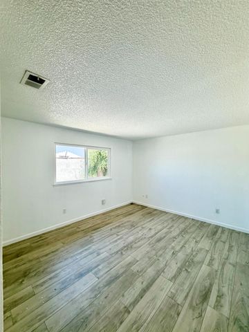 158 E Grant Line Rd, Tracy, CA 95376